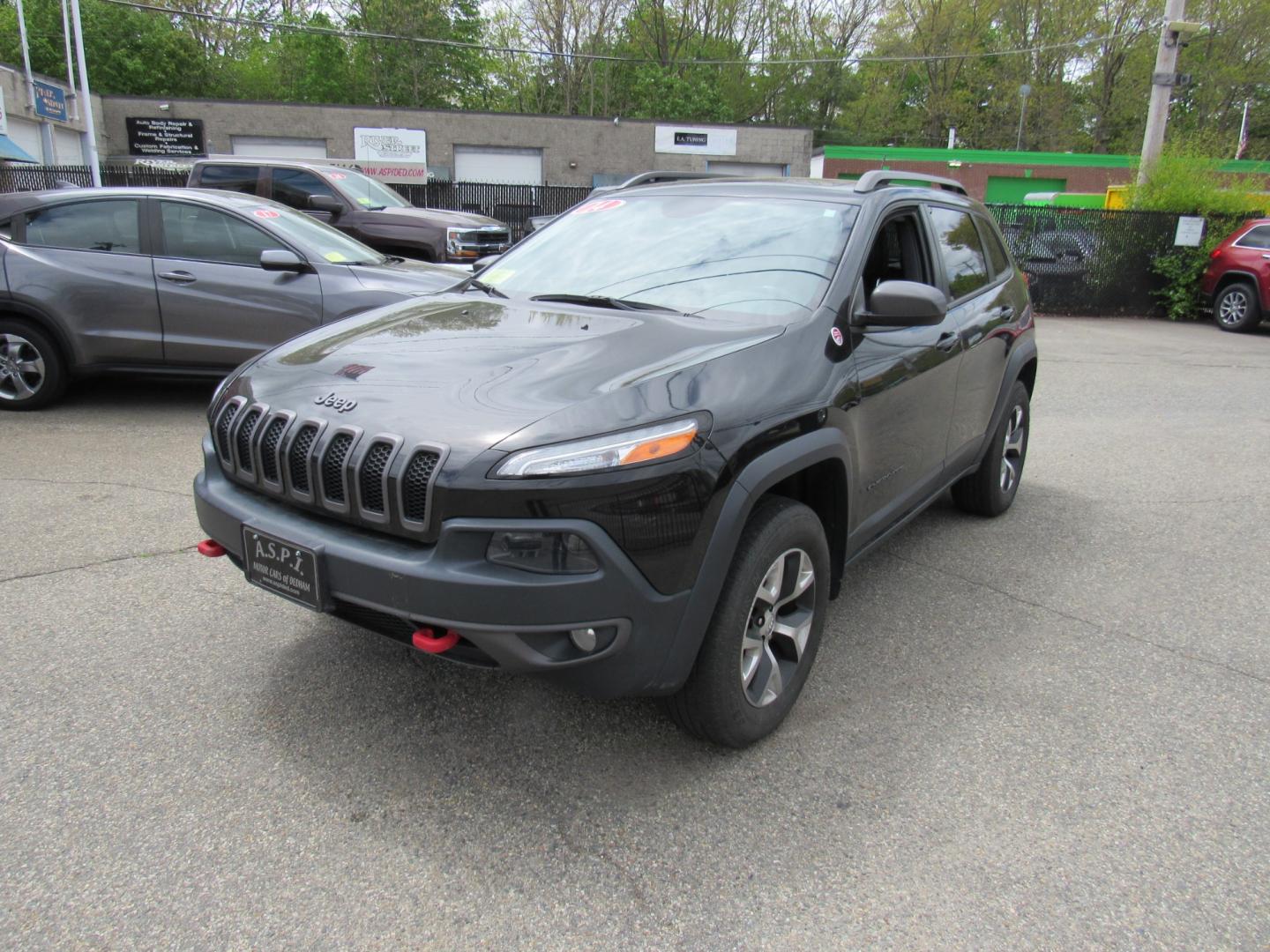 2014 BLACK /Black Jeep Cherokee Trail Hawk (1C4PJMBS0EW) , Automatic transmission, located at 215 Milton St, Dedham, MA, 02026, (781) 329-5144, 42.241905, -71.157295 - This nice compact SUV is in excellent condition.Runs like new. All ASPI Motor Cars vehicles are fully serviced before they are delivered to assure the highest quality used vehicles. Comes with a 3/3 warranty included in the price. Call for details. Prices on all vehicles do not include $299.95 - Photo#2